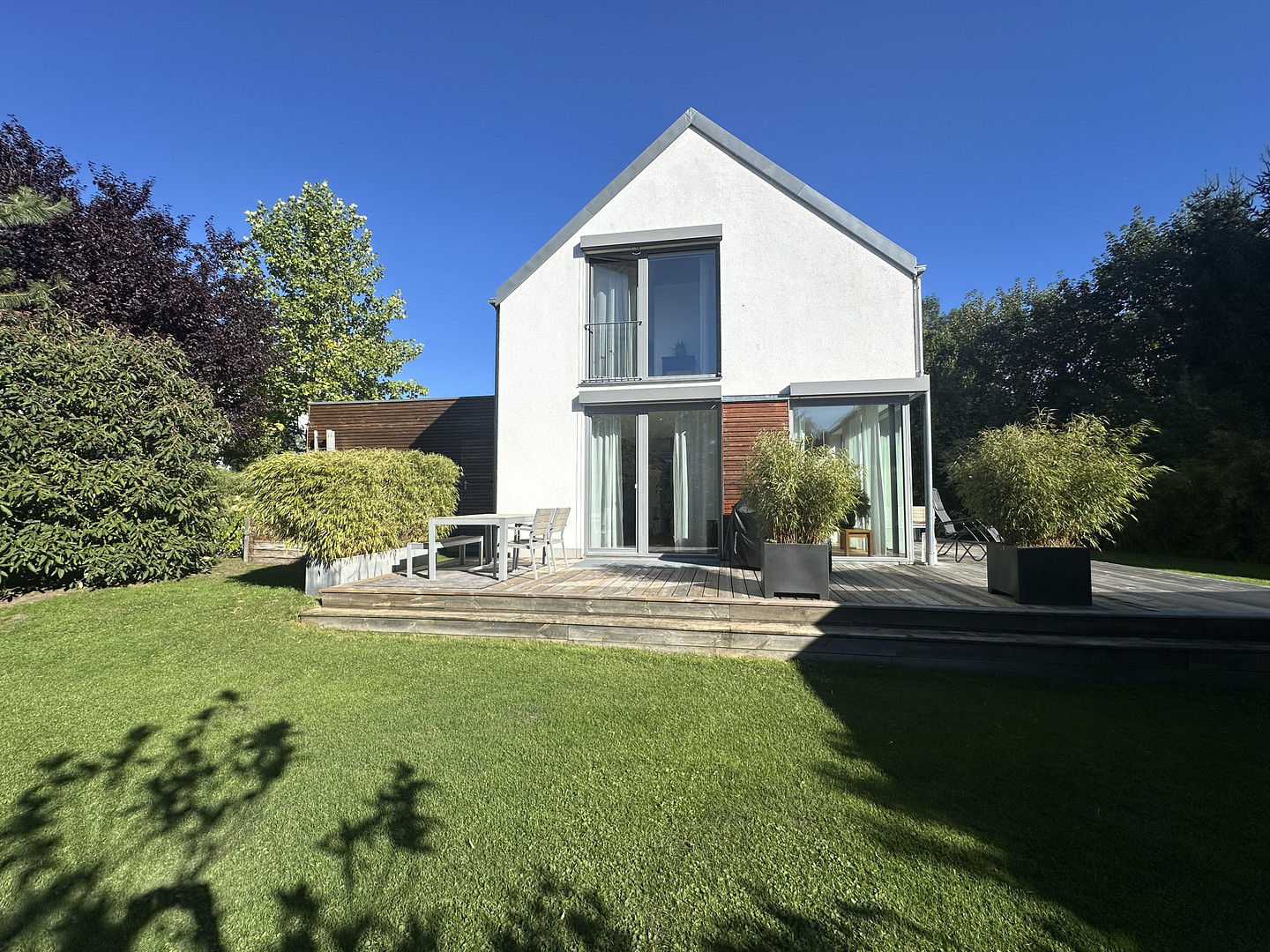 Provisionsfrei: Energieeffizientes Einfamilienhaus mit Garten, Doppelgarage und guter Anbindung – 86926 Greifenberg(Neugreifenberg) – Vorschaubild 2