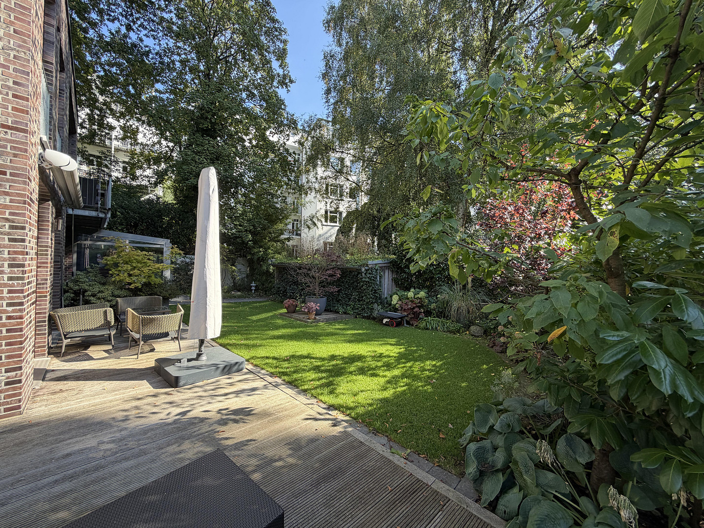 Townhouse mit privatem Garten in bester Lage von Winterhude – 22299 Hamburg(Winterhude) – Vorschaubild 4
