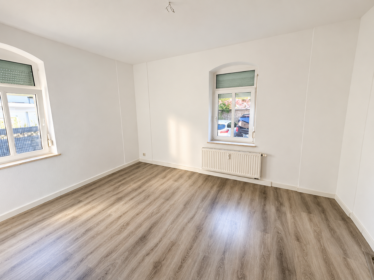 Helle 2-Zimmer-Altbauwohnung mit modernem Bad – Wanne & Dusche – 1705 Freital – Vorschaubild 6