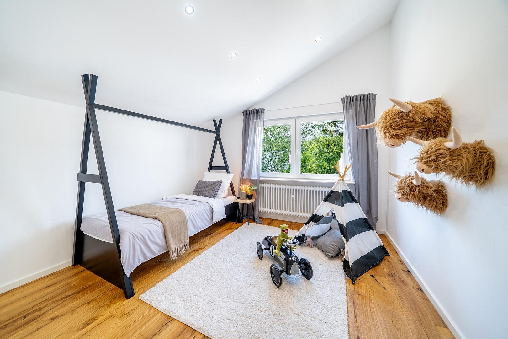Außergewöhnliches Architektenhaus – hochwertig modernisiert mit Wintergarten & Tiefgarage – 61267 Neu-Anspach – Vorschaubild 14