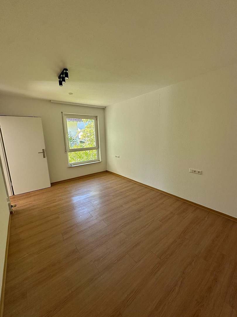 Helle 3-Zimmer-Wohnung in zentraler Lage – Erstbezug nach Sanierung – 73230 Kirchheim unter Teck – Vorschaubild 11
