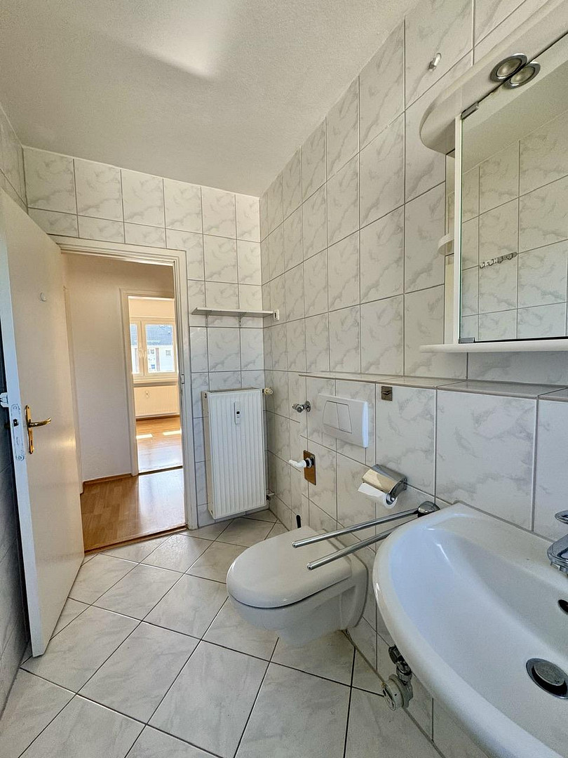 3 Zimmer mit Balkon und Stellplatz – 23730 Neustadt in Holstein – Vorschaubild 8