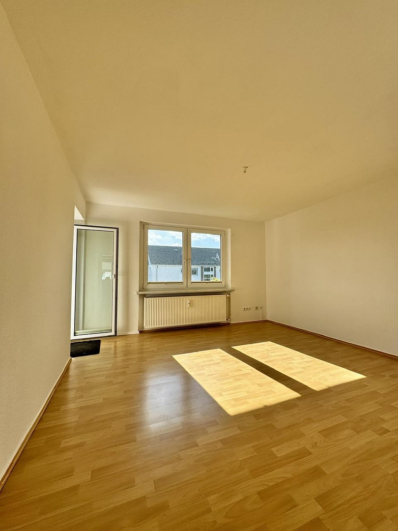 3 Zimmer mit Balkon und Stellplatz – 23730 Neustadt in Holstein – Vorschaubild 4