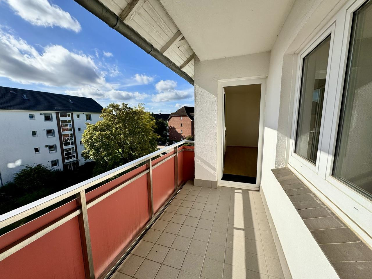 3 Zimmer mit Balkon und Stellplatz – 23730 Neustadt in Holstein – Vorschaubild 5