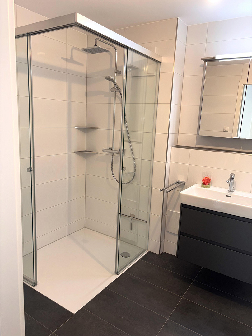 Moderne 2-Zimmer-Neubau-Wohnung mit Küche, Balkon und 2 Stellplätzen in Nürtingen-Oberensingen – 72622 Nürtingen-Oberensingen(Oberensingen) – Vorschaubild 8