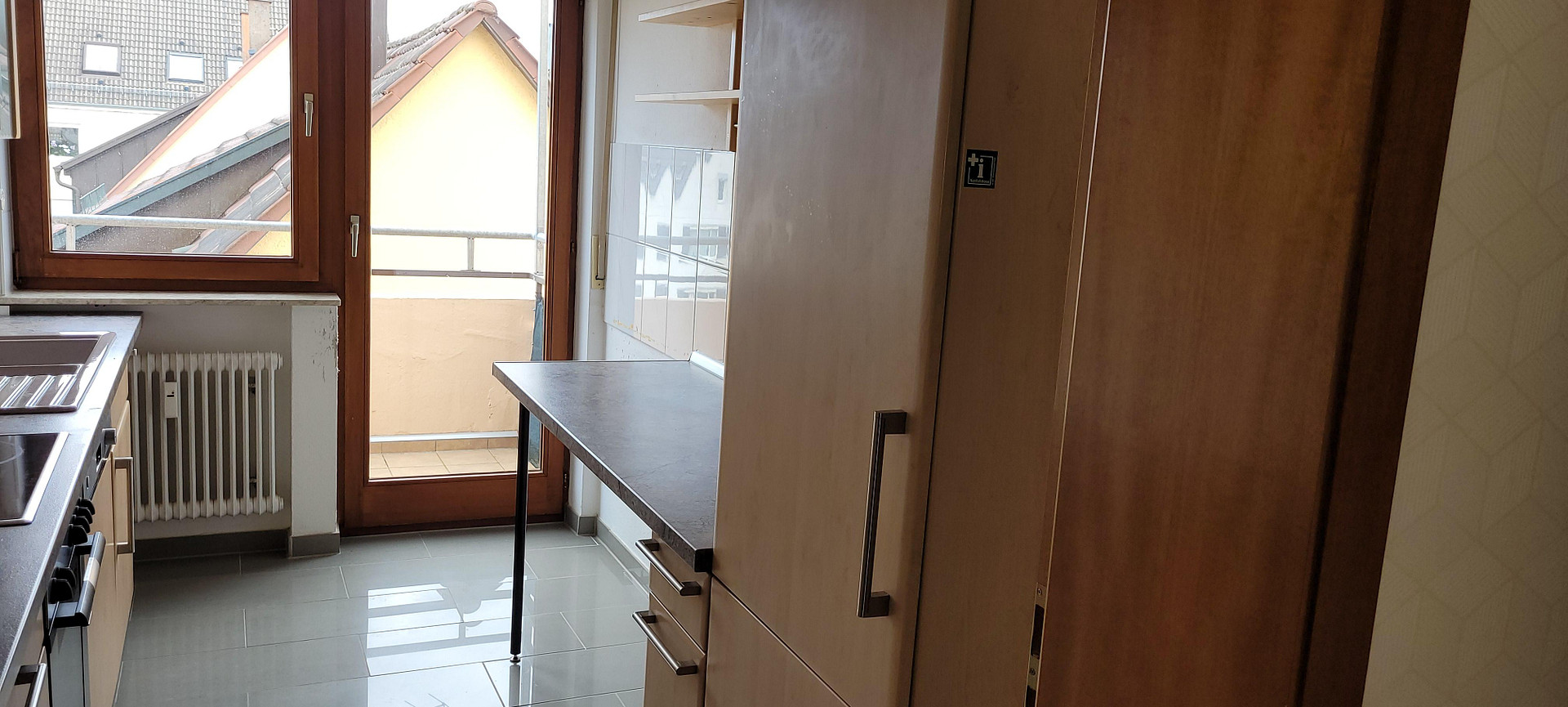 3-Zimmer-DG Wohnung mit Balkon & Garage in Stuttgart-Weilimdorf