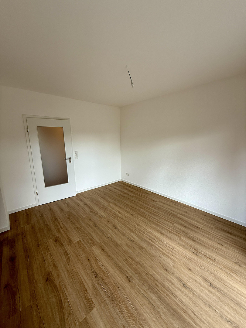 Moderne 4-Zimmer-Wohnung mit Terrasse & Garten – umfassend saniert in ruhiger Lage – 50129 Bergheim(Niederaußem) – Vorschaubild 5