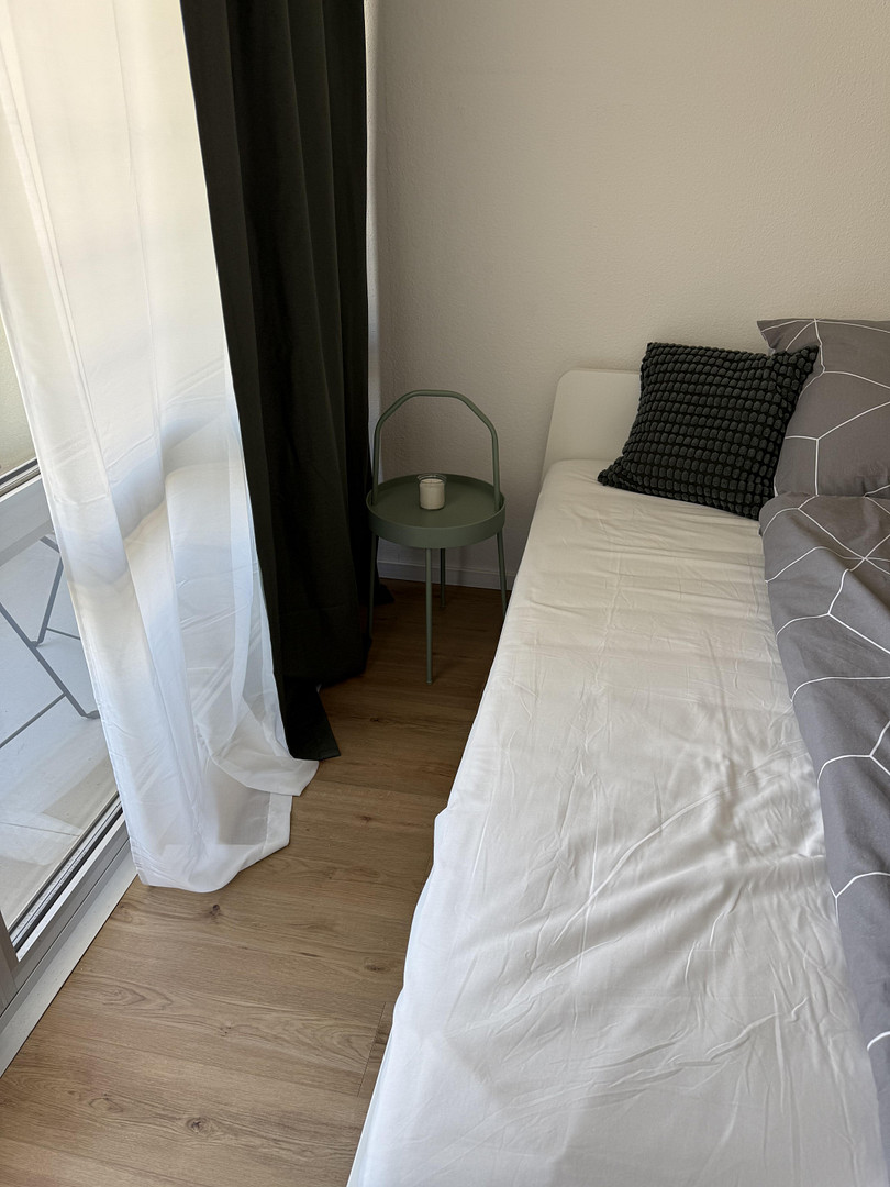 Stilvolle 1-Zimmer-Wohnung mit gehobener Innenausstattung mit Balkon und EBK in München Berg am Laim – 81673 München(Berg am Laim) – Vorschaubild 16