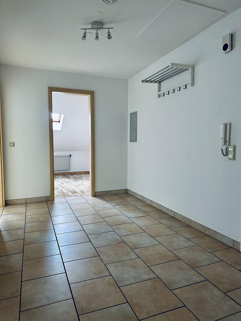 4ZKB Wohnung Koblenz Süd mit Küche und Garage – 56068 Koblenz – Vorschaubild 3