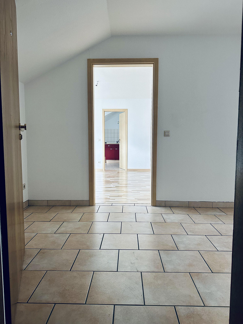 4ZKB Wohnung Koblenz Süd mit Küche und Garage – 56068 Koblenz – Vorschaubild 2