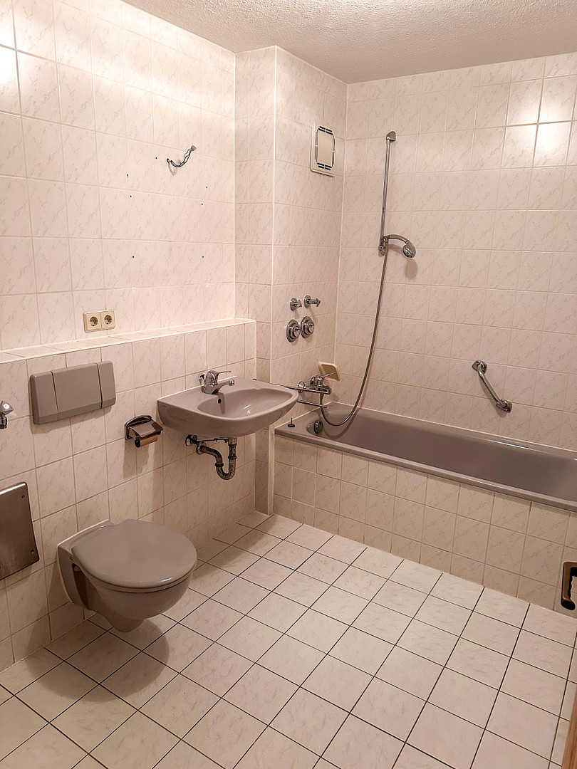 Gemütliche 2-Zimmer-Erdgeschosswohnung mit eigener Terrasse, Wannenbad & TG-Stellplatz in Landsberg – 6188 Landsberg (im Ortsteil Gütz)(Gütz) – Vorschaubild 8