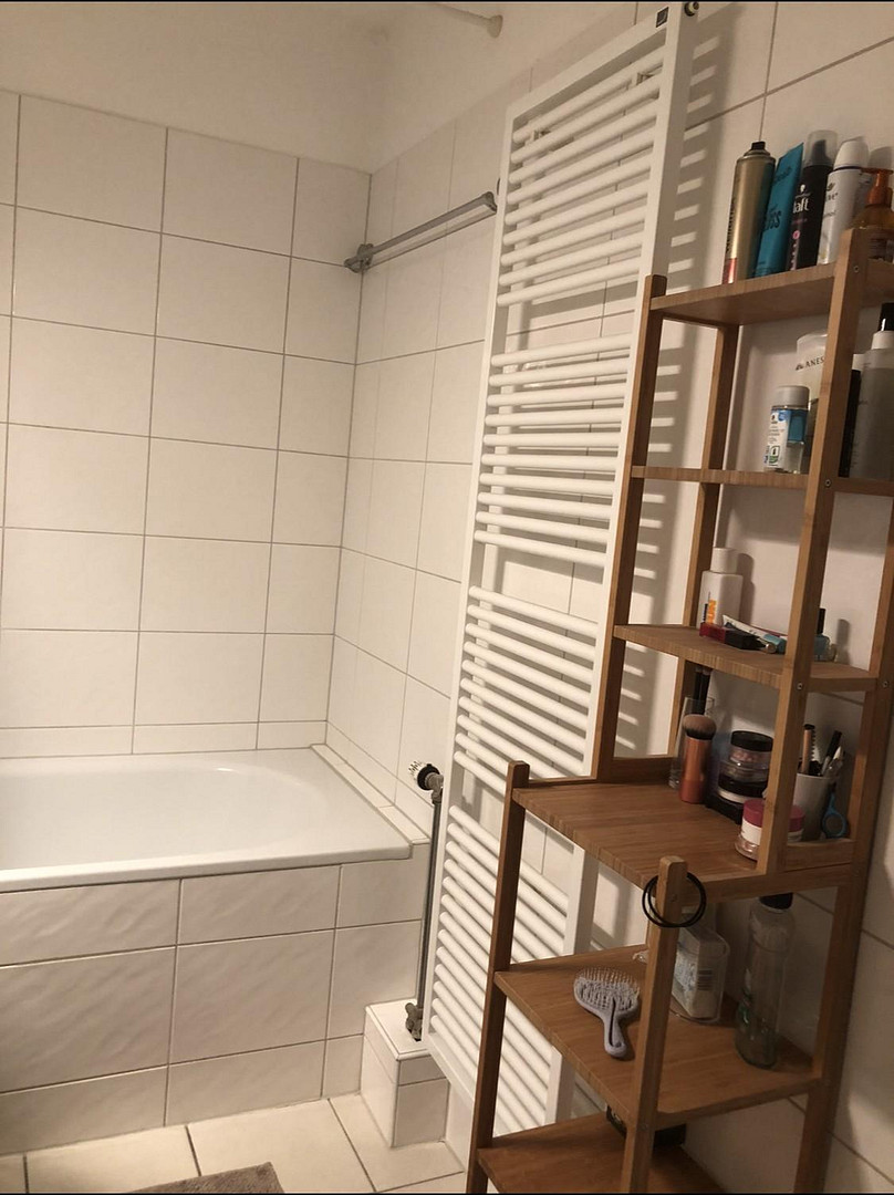 Bezugsfreie zentrale 2 Zimmerwohnung im Grünen – 50735 Niehl – Vorschaubild 7