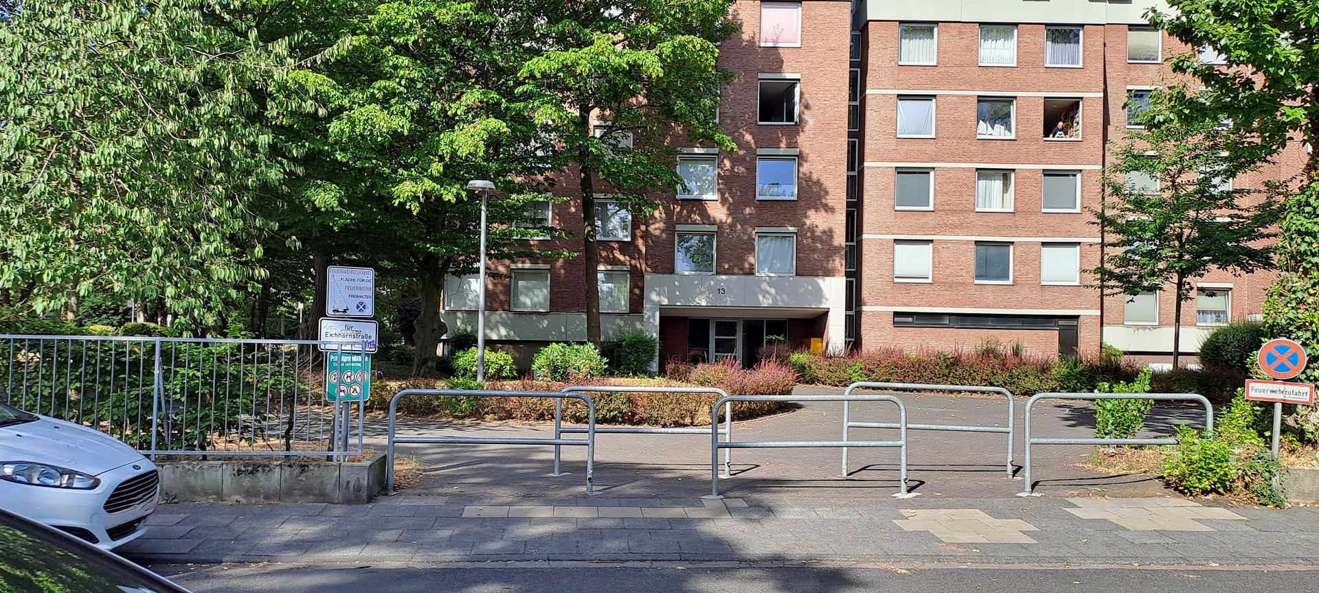 Bezugsfreie zentrale 2 Zimmerwohnung im Grünen – 50735 Niehl – Vorschaubild 12
