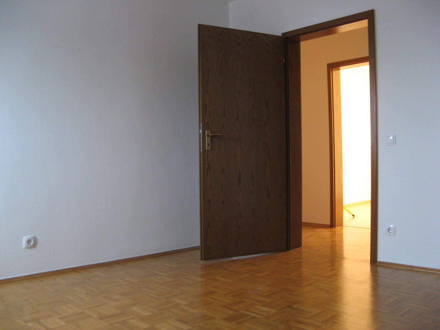 Charmante Altbauwohnung mit Garten im Herzen der Stadt – 46236 Bottrop – Vorschaubild 3