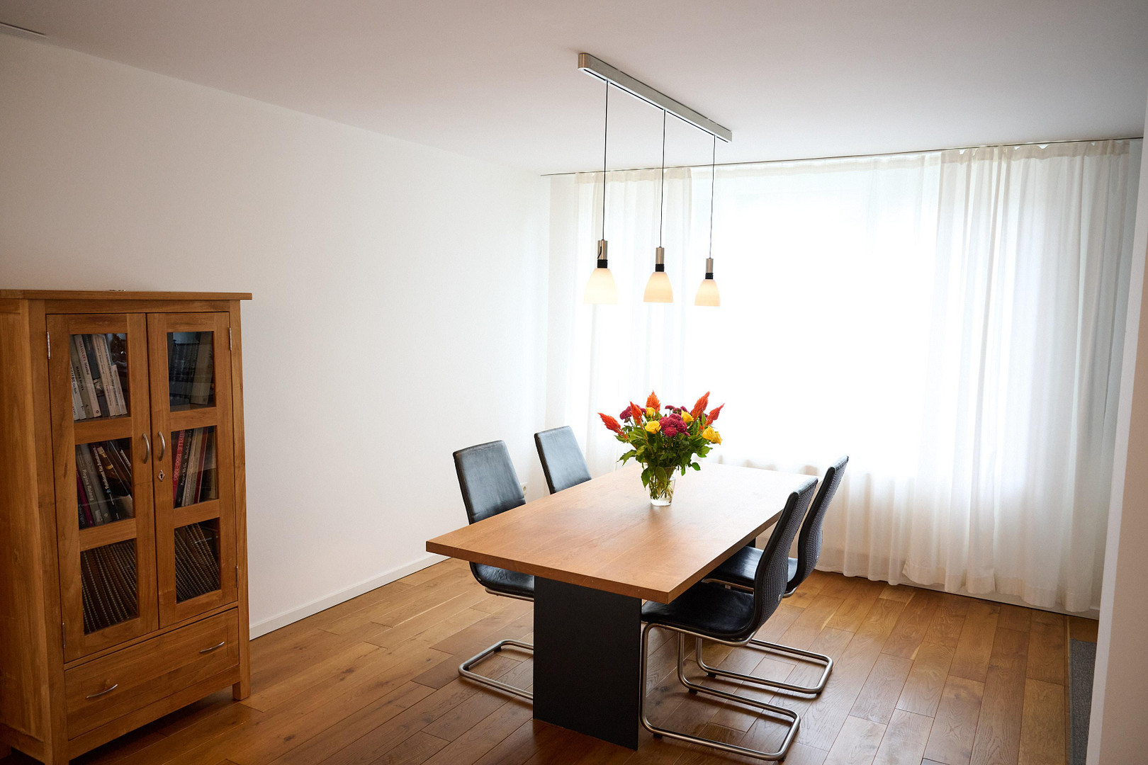 Renoviertes Schmuckstück in Golzheim (Provionsfrei), + Garage & Stellplatz möglich – 40474 Düsseldorf-Golzheim(Golzheim) – Vorschaubild 4