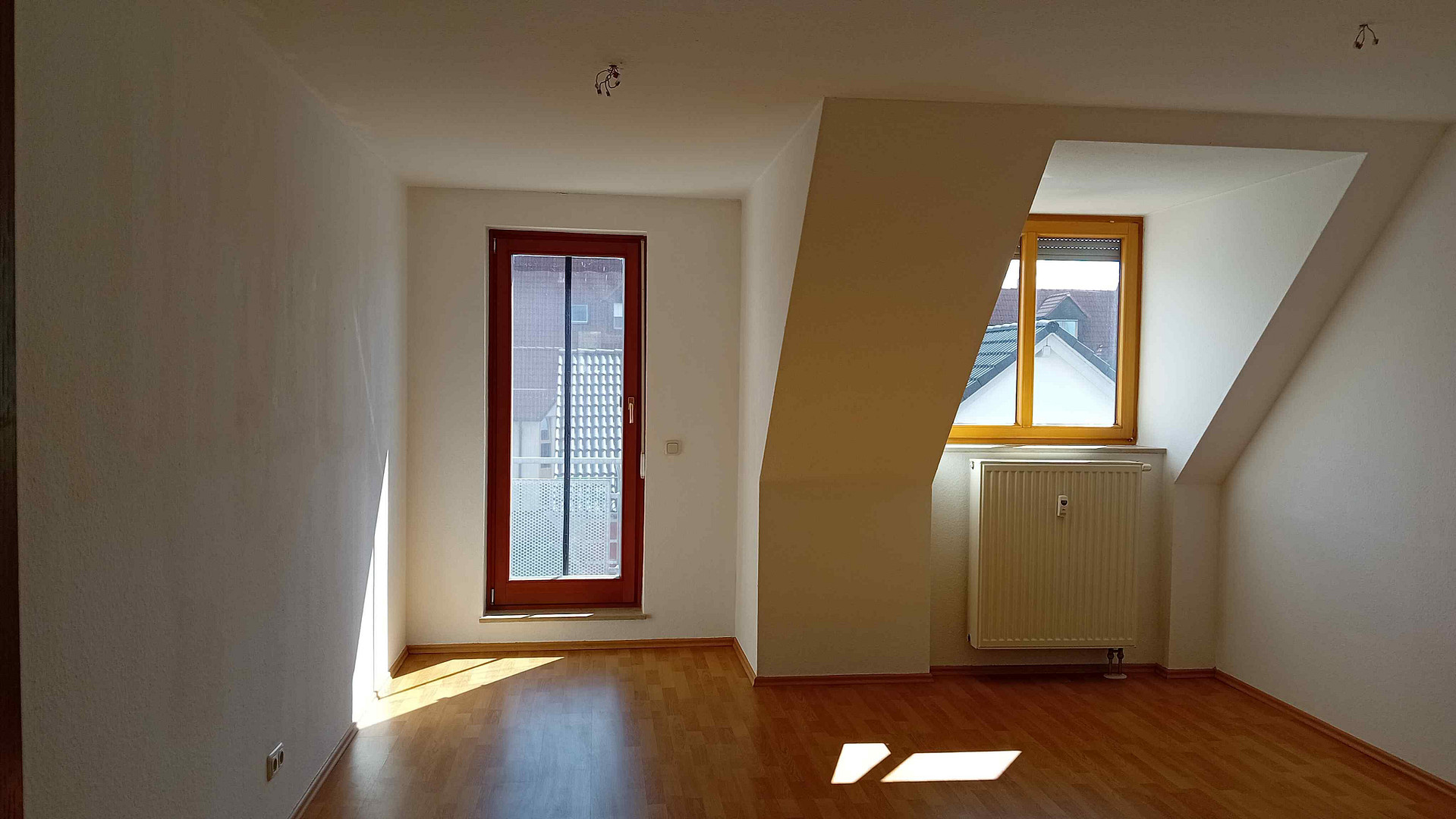 Schöne 2-Zi-ETW plus Studio und TG-Stellplatz in ER-Tennenlohe – 91058 Erlangen - Tennenlohe(Tennenlohe) – Vorschaubild 2