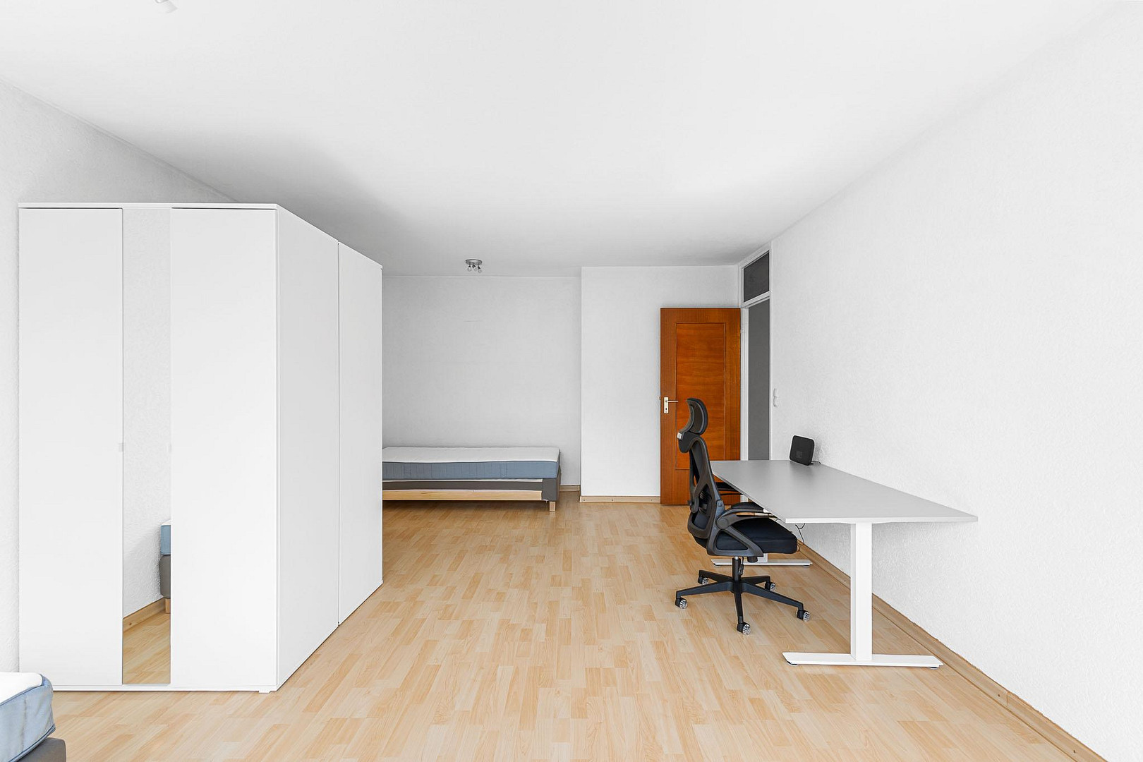 Großzügige 5-Zimmer-Wohnung mit Balkon, Garage – 93057 Regensburg(Reinhausen) – Vorschaubild 5