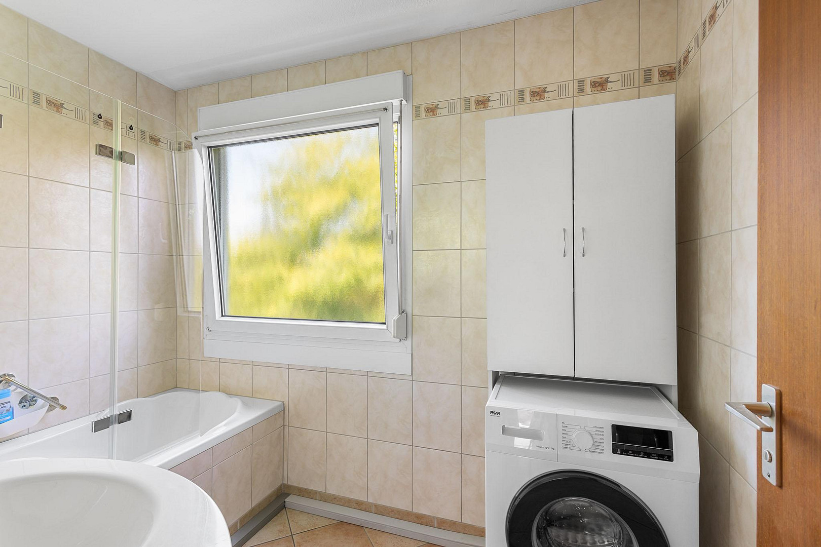 Großzügige 5-Zimmer-Wohnung mit Balkon, Garage – 93057 Regensburg(Reinhausen) – Vorschaubild 23