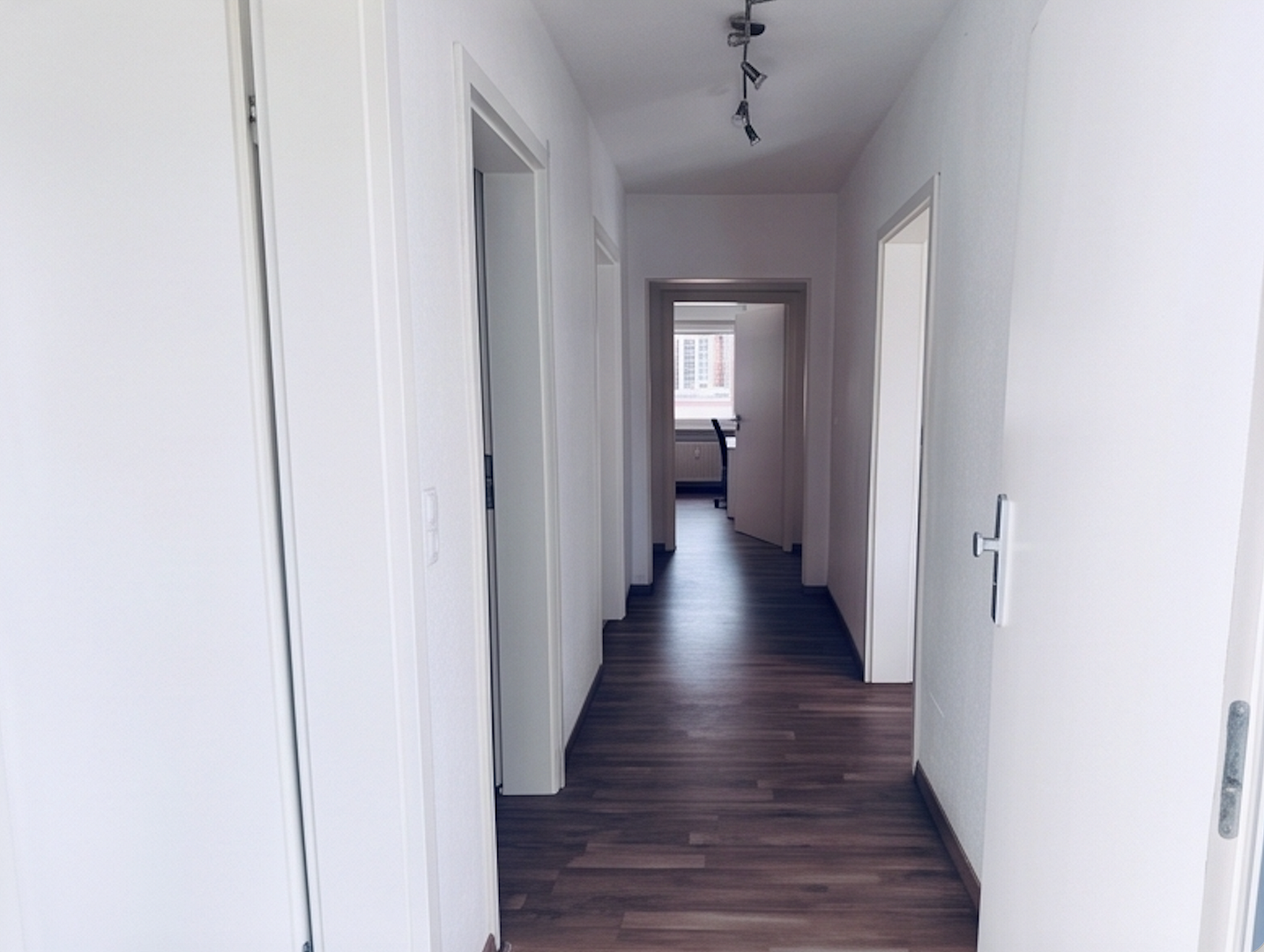 Sofort bezugsfreie 80 m² 3-Zi.-Wohnung – 3er WG-geeignet & 5,5 % Sonder AfA dank Gutachten – 68159 Mannheim – Vorschaubild 3