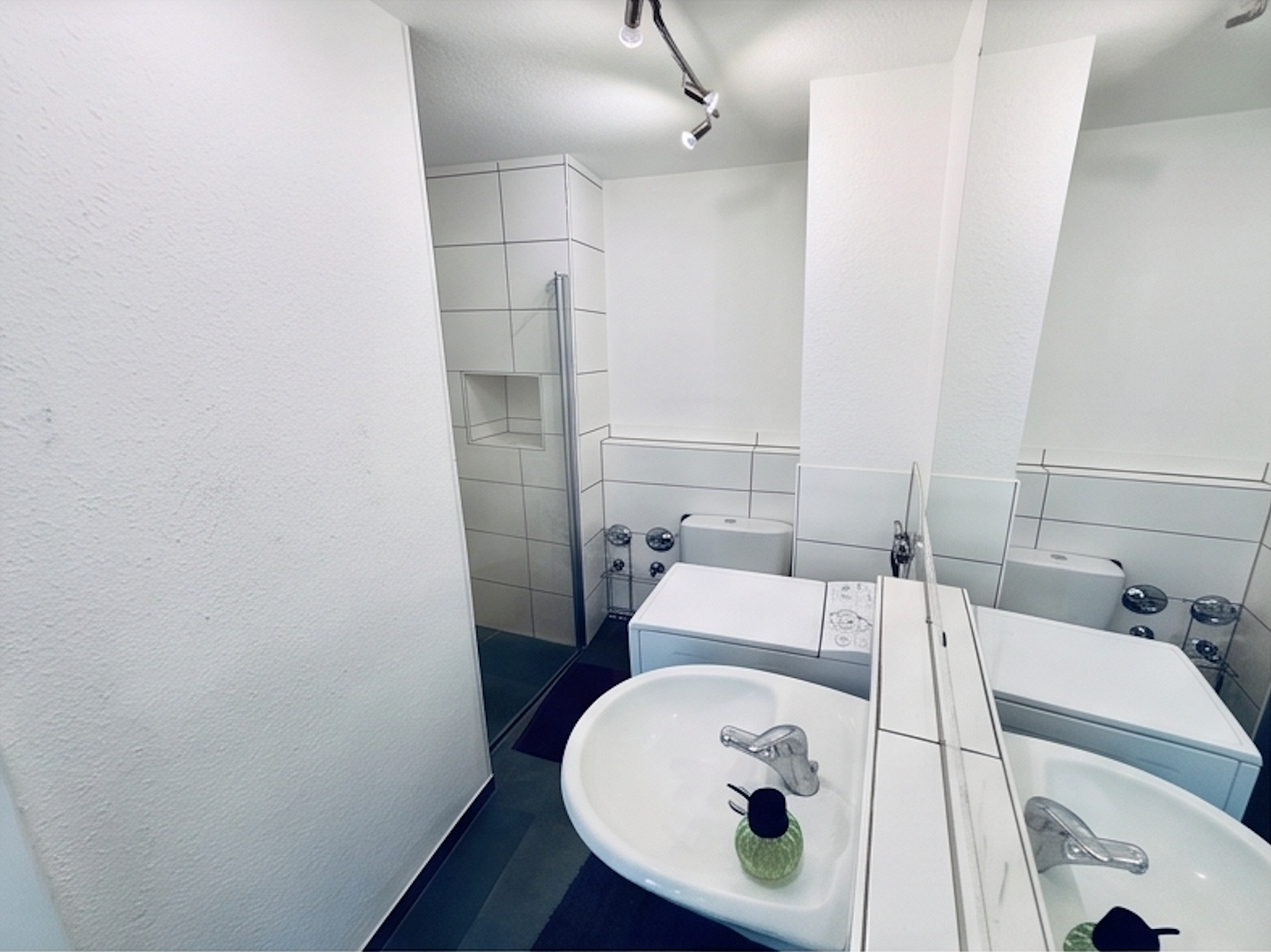 Sofort bezugsfreie 80 m² 3-Zi.-Wohnung – 3er WG-geeignet & 5,5 % Sonder AfA dank Gutachten – 68159 Mannheim – Vorschaubild 5