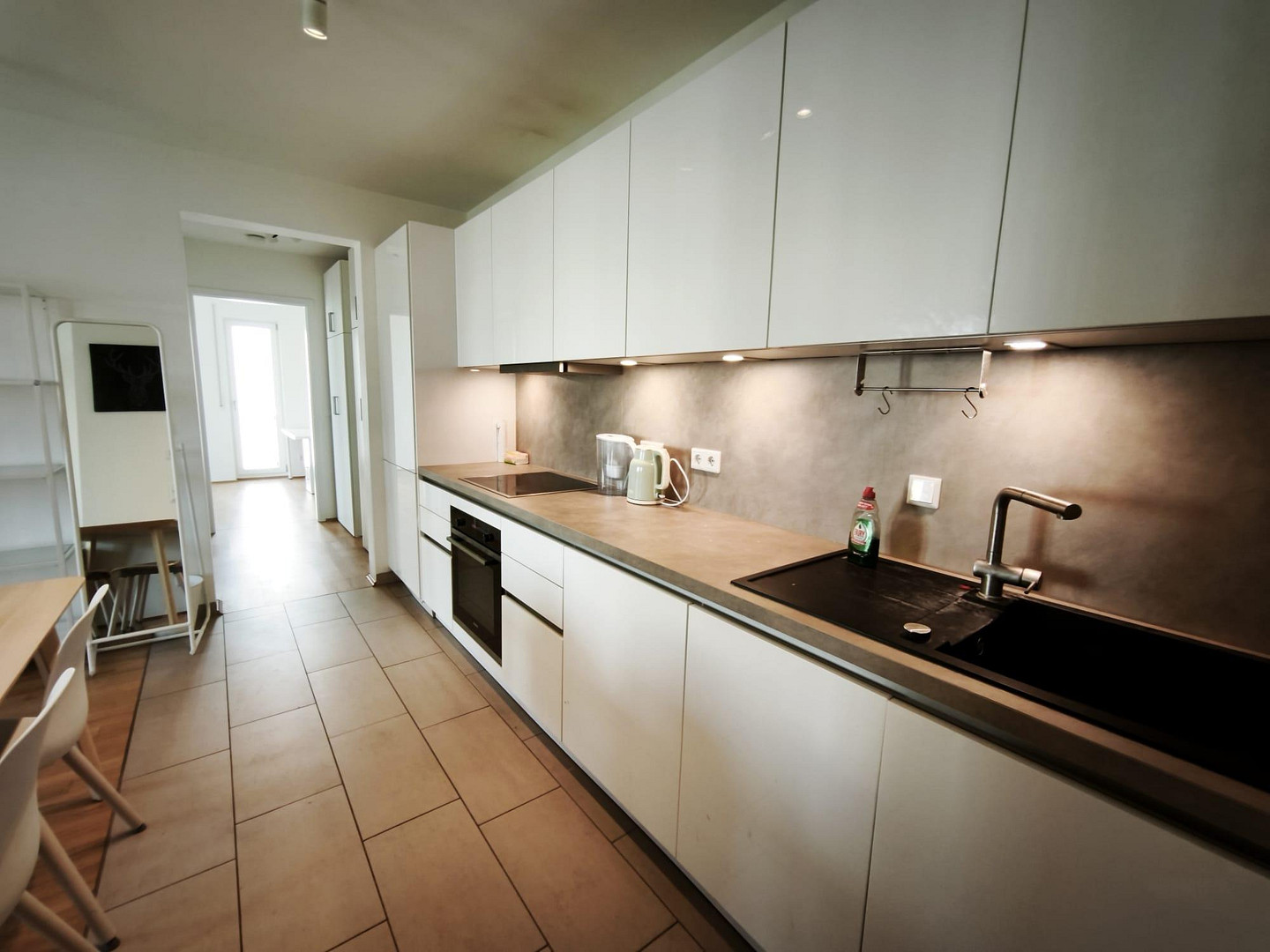 Traumhaft 2-Zimmer Wohnung Perfekte Messe-Lage: Erstklassige Anbindung im Herzen von Frankfurt – 60327 Frankfurt am Main(Gallus) – Vorschaubild 6