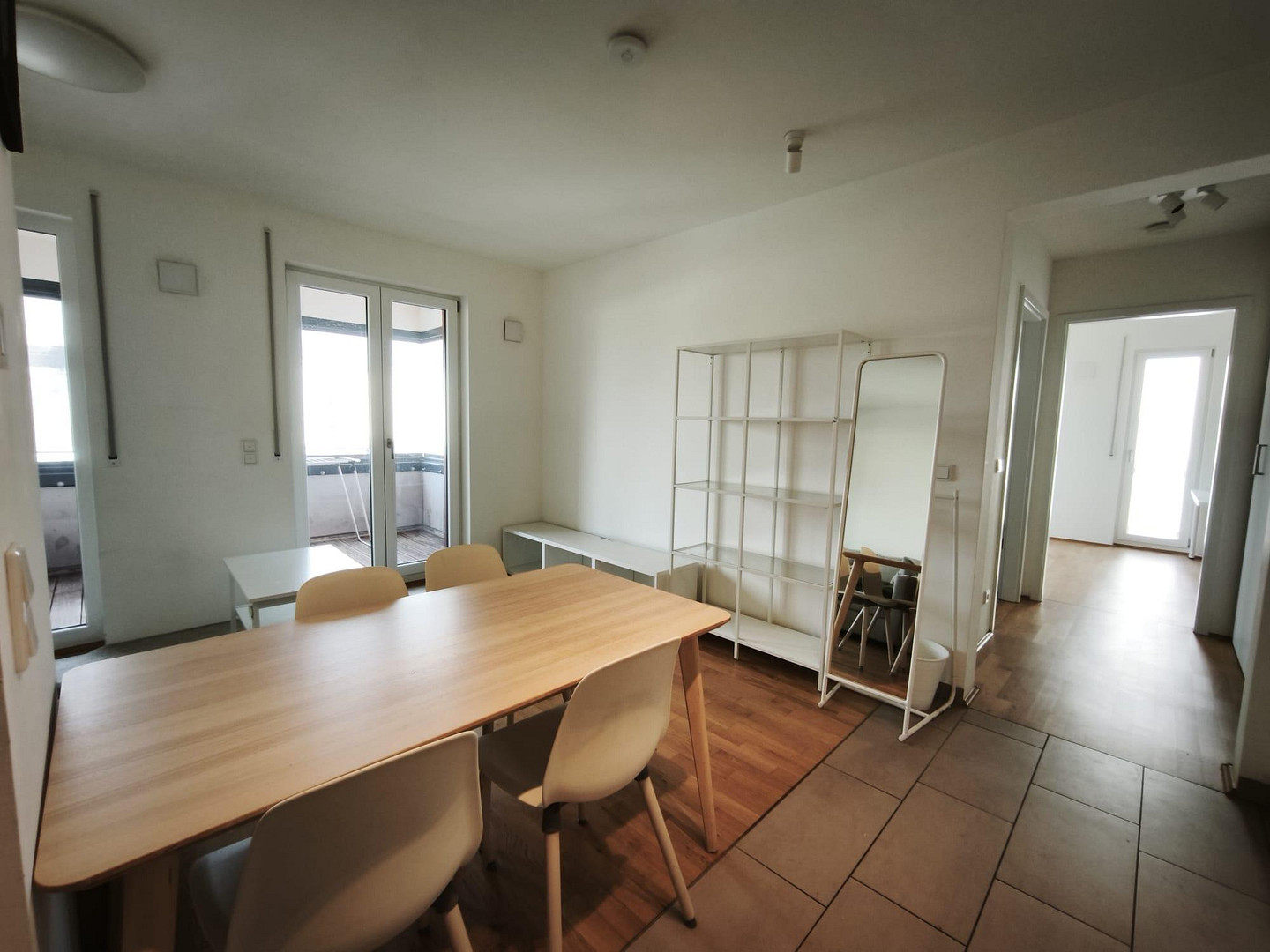 Traumhaft 2-Zimmer Wohnung Perfekte Messe-Lage: Erstklassige Anbindung im Herzen von Frankfurt – 60327 Frankfurt am Main(Gallus) – Vorschaubild 8