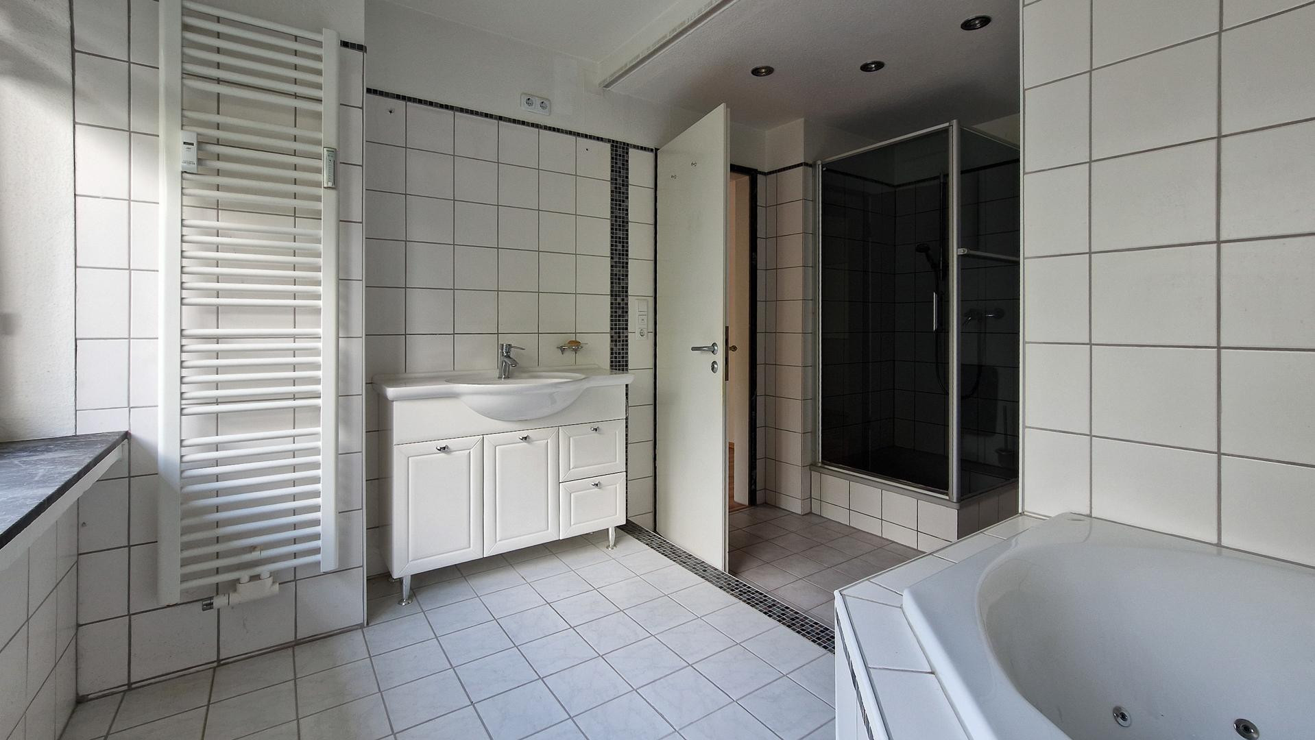 Großzügige Maisonette mit Wellnessbereich im Herzen von Opladen - provisionsfrei – 51379 Leverkusen(Opladen) – Vorschaubild 22
