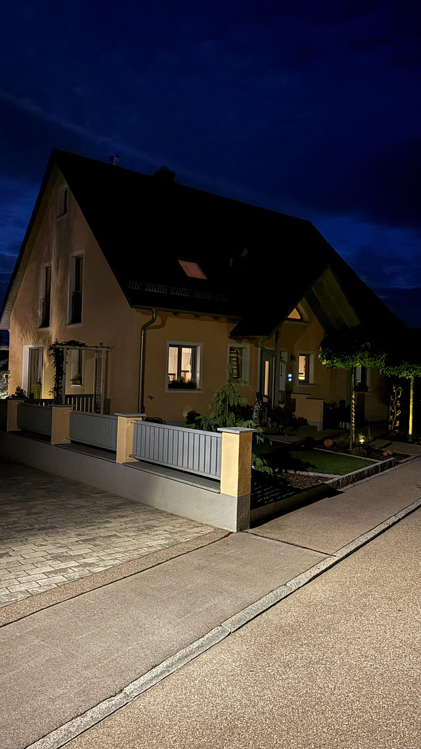 Außergewöhnliches Haus in ruhiger Lage am Waldrand. Unikat mit Pool, Whirlpool und Fernblick. – 86650 Wemding – Vorschaubild 38