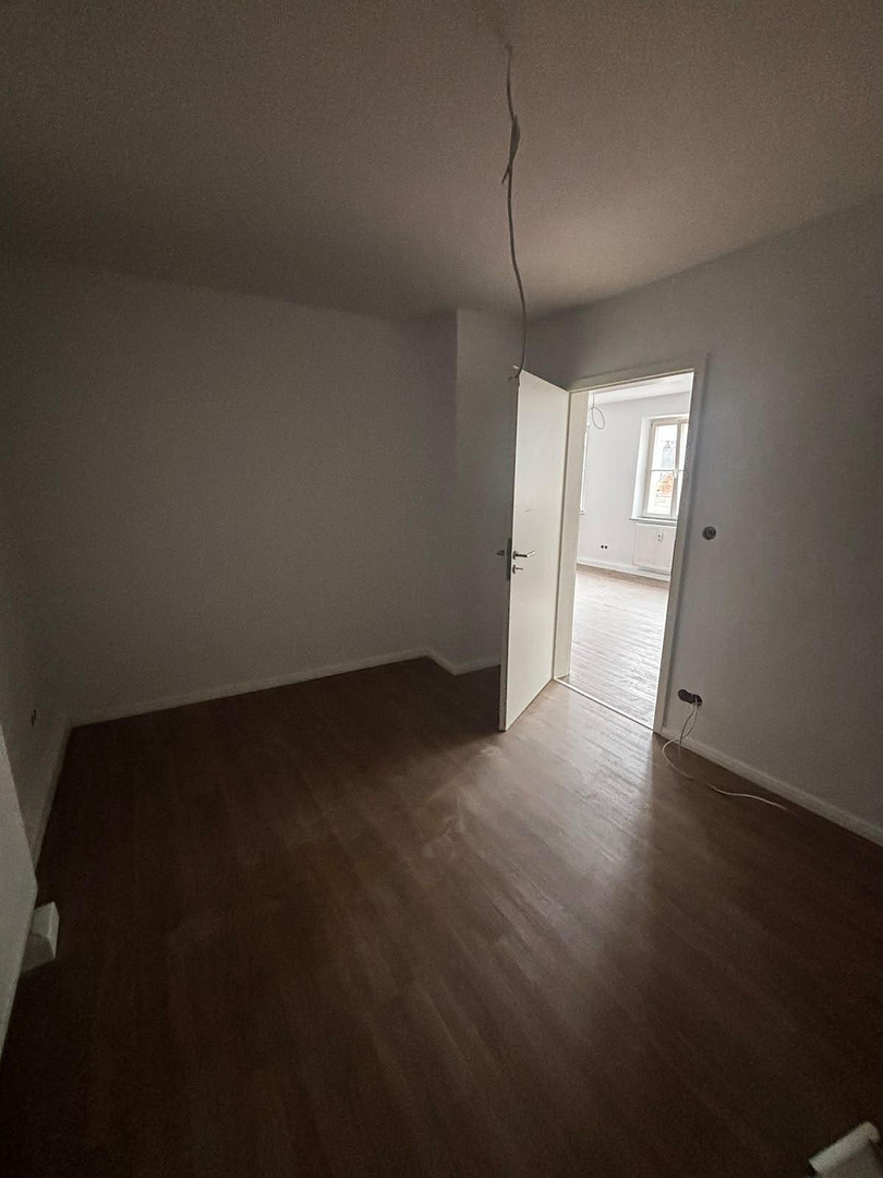 4-Zimmer-Wohnung im 3. Obergeschoss – frisch renoviert – 90762 Bayern - Fürth(Fürth) – Vorschaubild 10