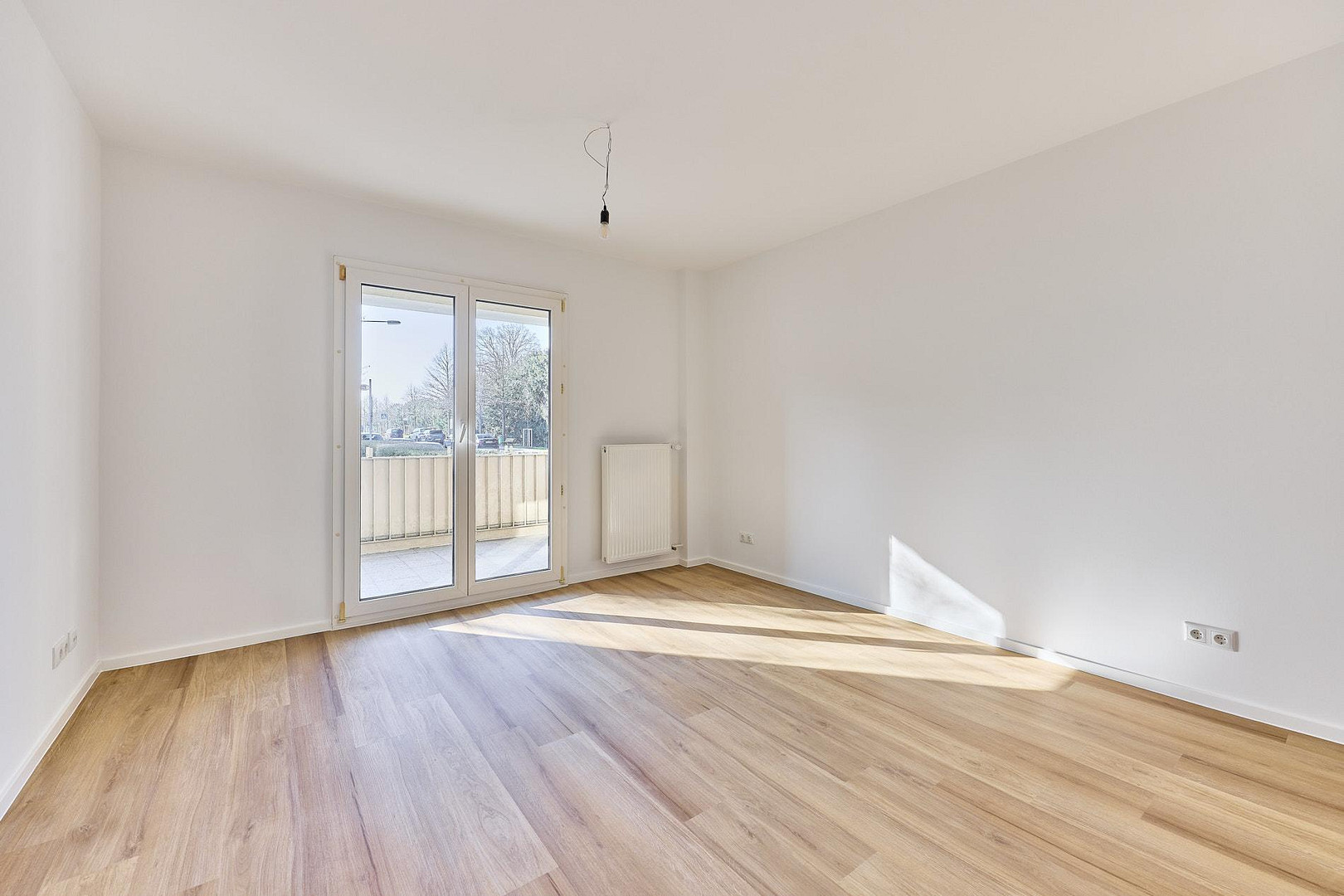 Eigennutz oder Mietgarantie mit 5,7% Rendite: Sanierte 3-Zimmer-Wohnung mit Balkon in ruhiger Lage – 65929 Frankfurt-Unterliederbach(Unterliederbach) – Vorschaubild 4