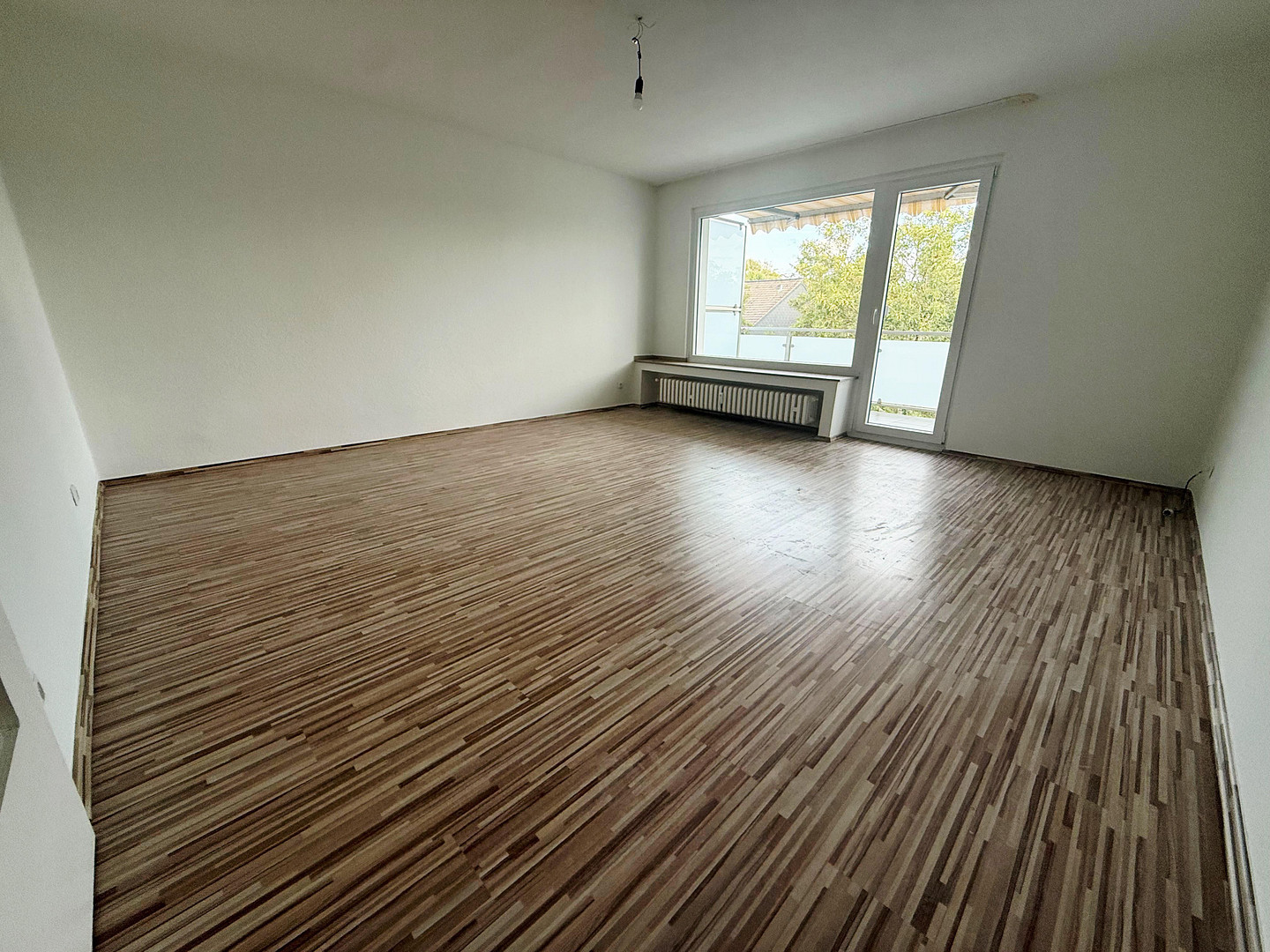 Gepflegte, helle 3,5-Zimmer-Wohnung mit Balkon, Aufzug & Grünblick am Gervinuspark – 45144 Essen(Frohnhausen) – Vorschaubild 5