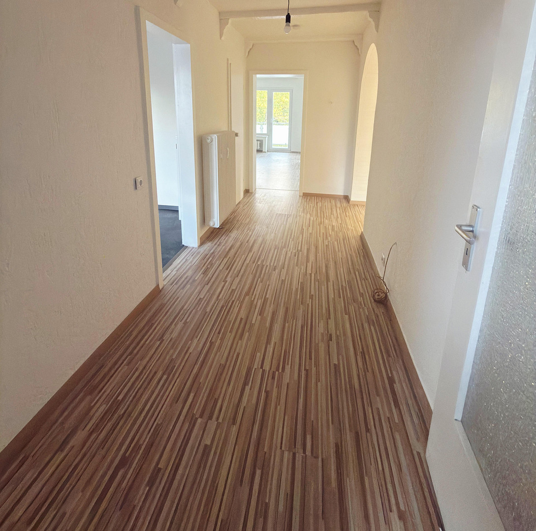 Gepflegte, helle 3,5-Zimmer-Wohnung mit Balkon, Aufzug & Grünblick am Gervinuspark – 45144 Essen(Frohnhausen) – Vorschaubild 8