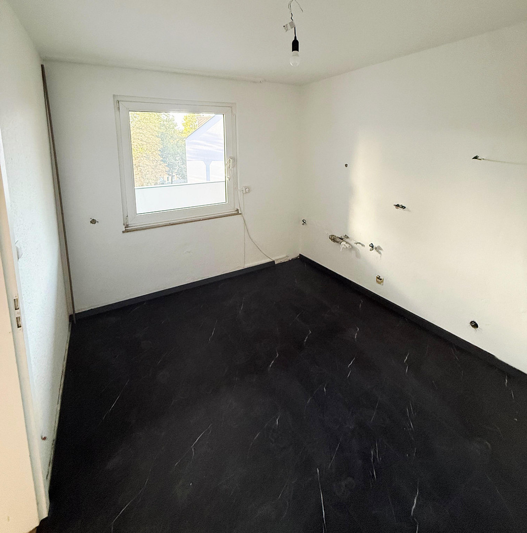Gepflegte, helle 3,5-Zimmer-Wohnung mit Balkon, Aufzug & Grünblick am Gervinuspark – 45144 Essen(Frohnhausen) – Vorschaubild 14