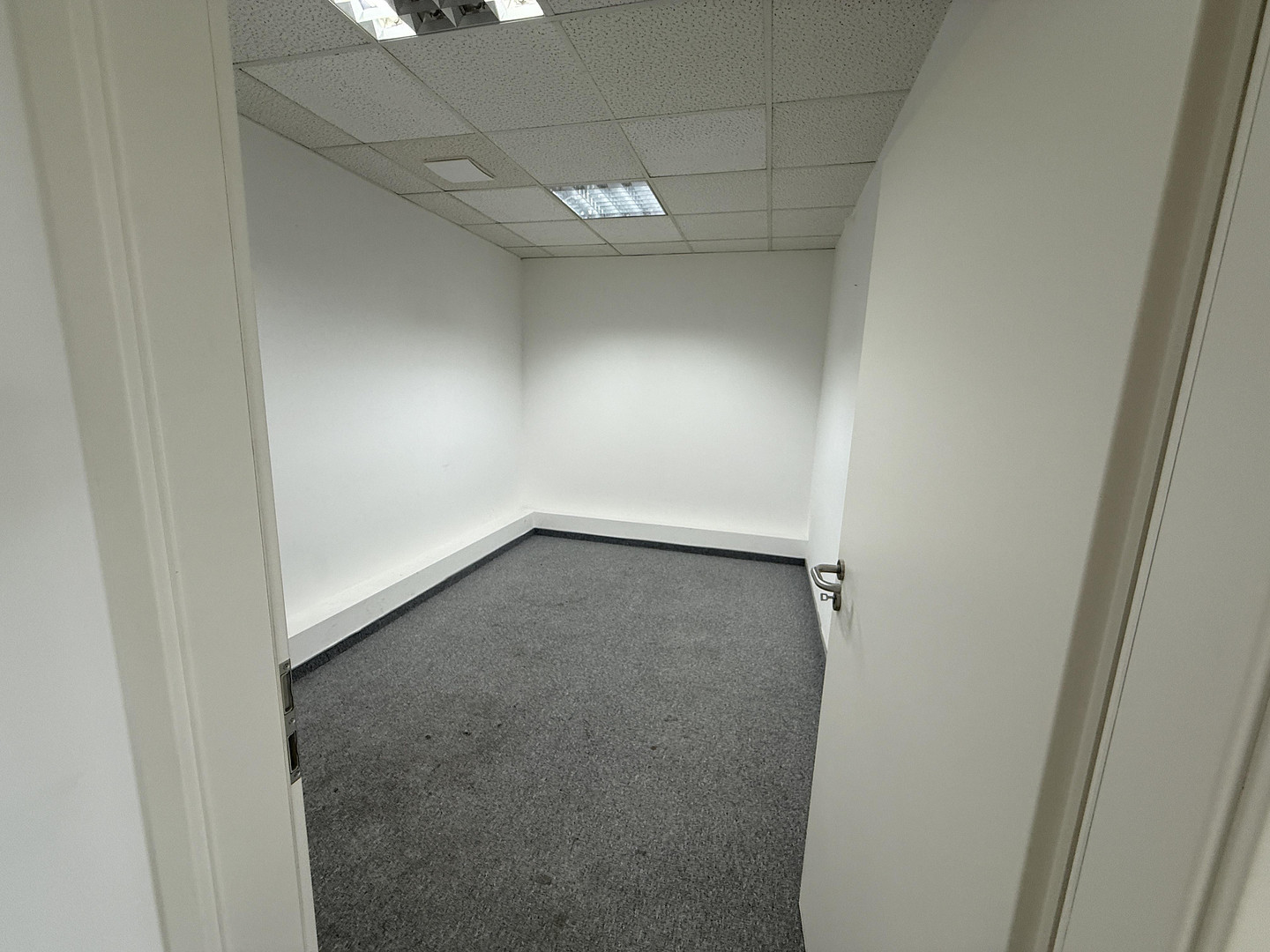 3-Zimmer-Wohnung in Fürth – Einbauküche, provisionsfrei – 90763 Fürth – Vorschaubild 10