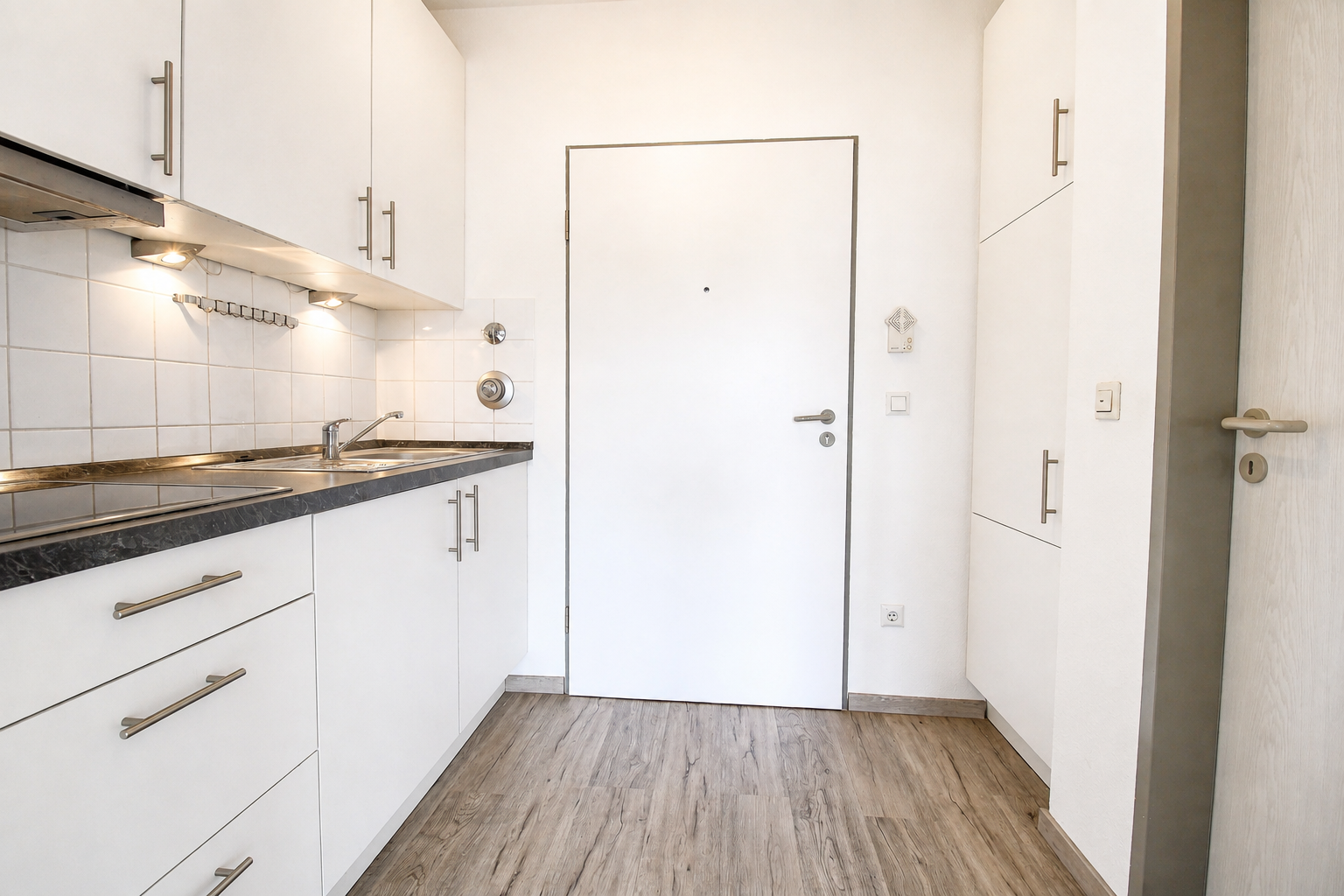 Kapitalanlage in Paderborn Innenstadt – 1-Zi.-Wohnung mit Terrasse, Küche & Stellplatz