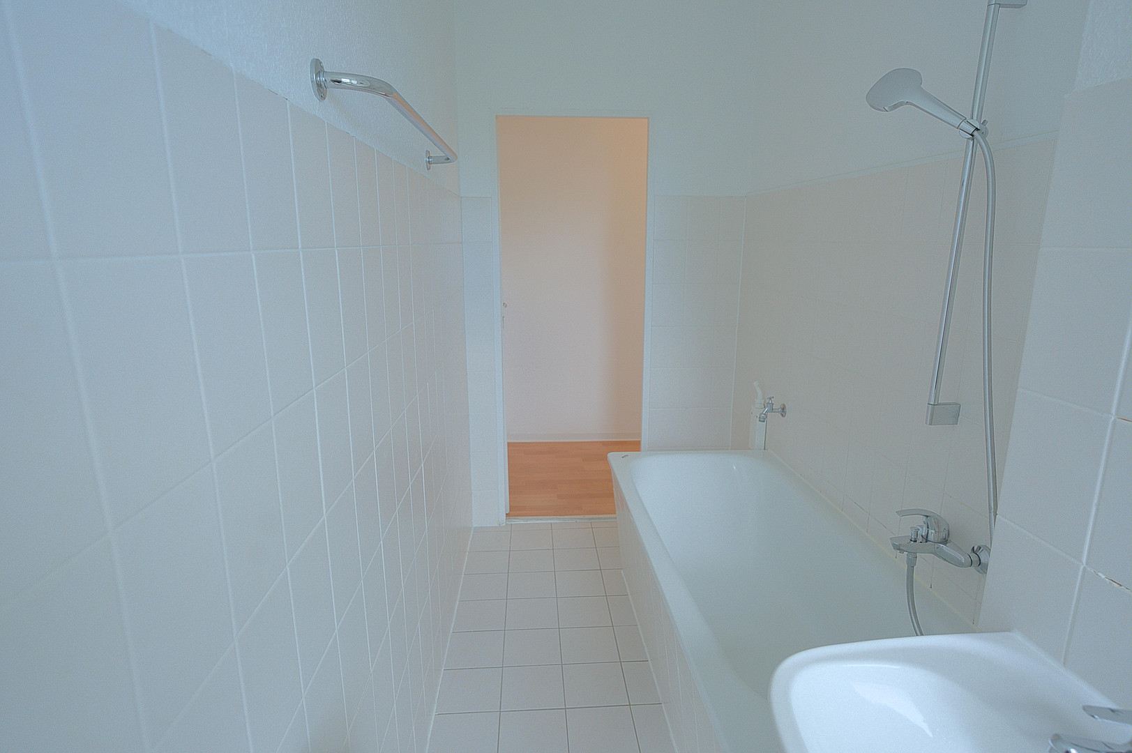 2-Zimmer-ETW Leipzig-Marienbrunn, Einzugsfertig inkl. Möbel & EBK – 4277 Leipzig(Marienbrunn) – Vorschaubild 7