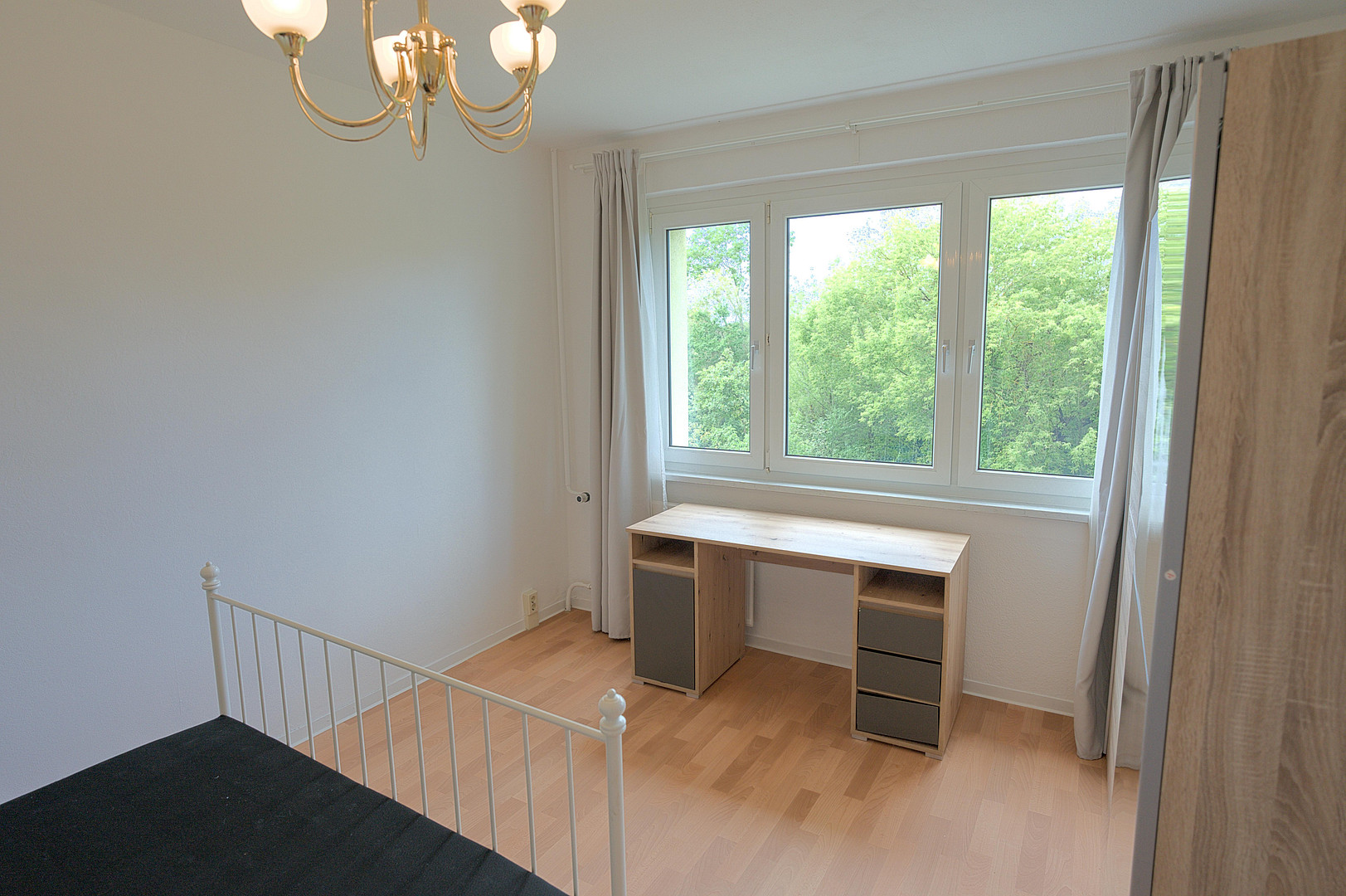 2-Zimmer-ETW Leipzig-Marienbrunn, Einzugsfertig inkl. Möbel & EBK – 4277 Leipzig(Marienbrunn) – Vorschaubild 2