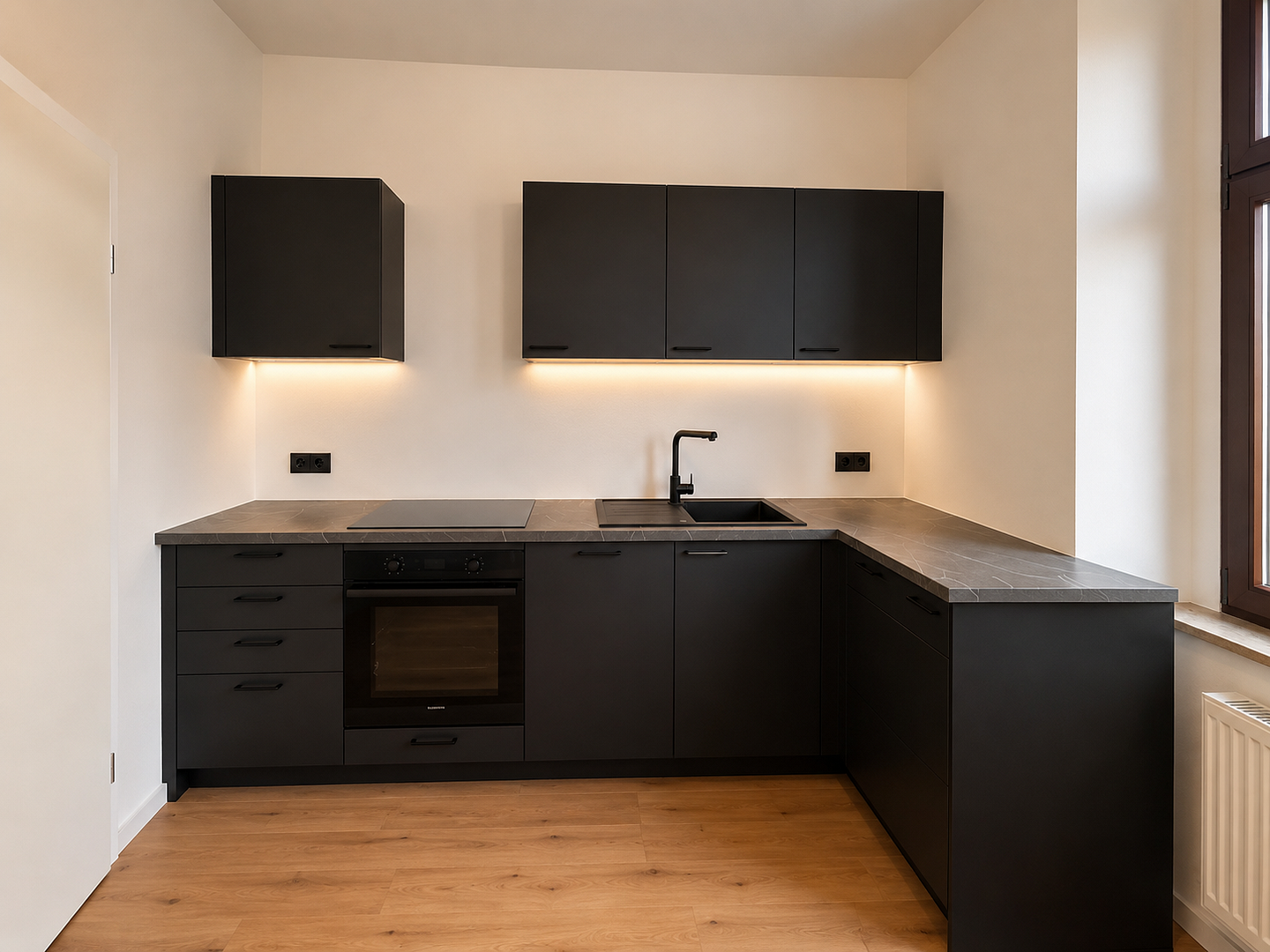 Erstbezug nach Sanierung: 2-Zimmer-Altbauwohnung mit Balkon, Aufzug & Einbauküche direkt am Dom – 39104 Magdeburg(Altstadt) – Vorschaubild 6