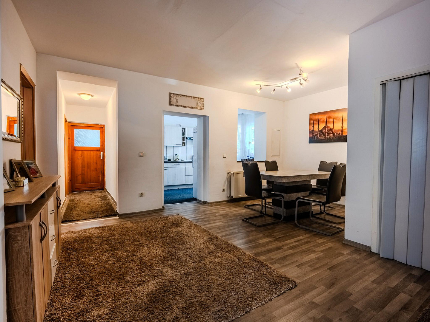 Zwei Wohneinheiten, ein besonderes Zuhause – ca. 160 m² mit großer Terrasse – 90768 Fürth – Vorschaubild 7