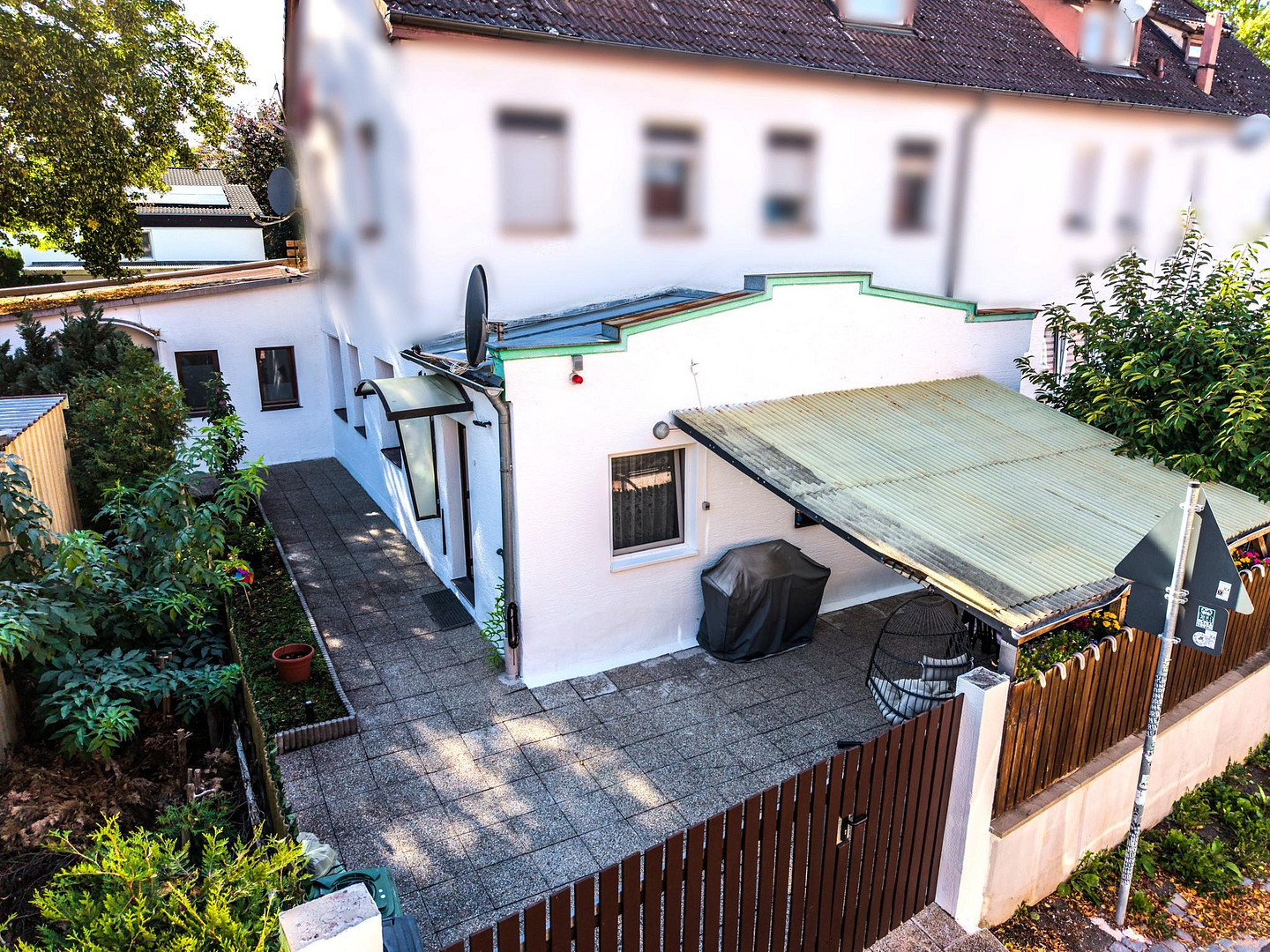 Zwei Wohneinheiten, ein besonderes Zuhause – ca. 160 m² mit großer Terrasse