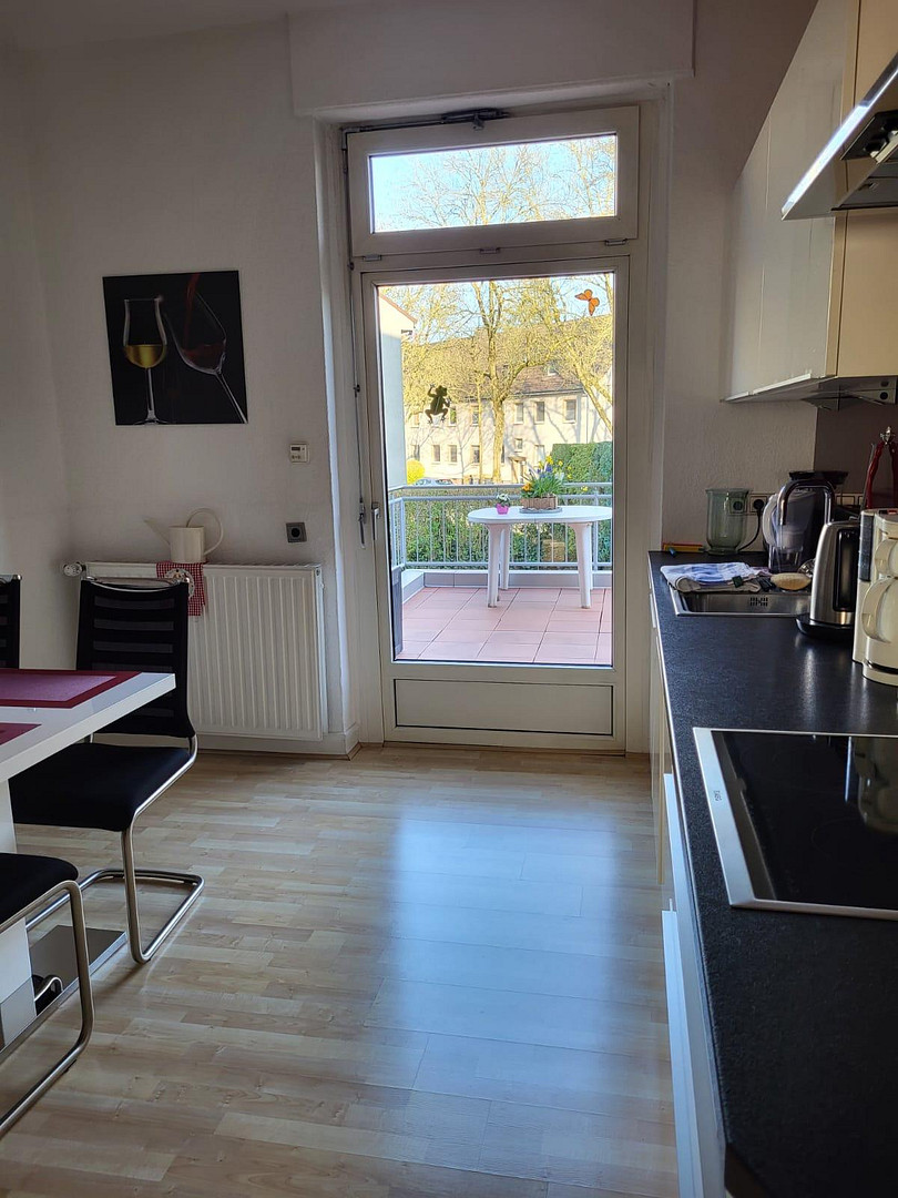 Charmante 4-Zimmer-Erdgeschosswohnung mit großer Terrasse, eigenem Garten und Doppelgarage – 48153 Münster(Geist) – Vorschaubild 3