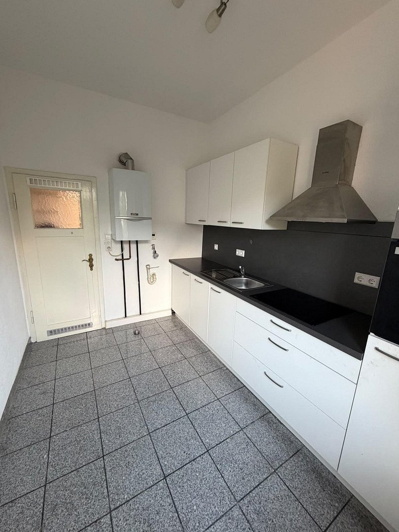 Gepflegte 2-Zimmer-Wohnung mit neuwertiger Einbauküche in Heilbronn-Südstraße – 74072 Heilbronn – Vorschaubild 6