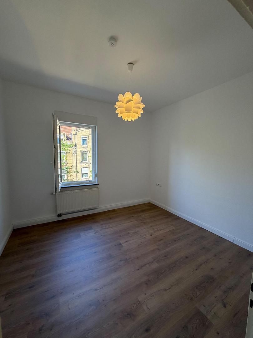 Gepflegte 2-Zimmer-Wohnung mit neuwertiger Einbauküche in Heilbronn-Südstraße – 74072 Heilbronn – Vorschaubild 2