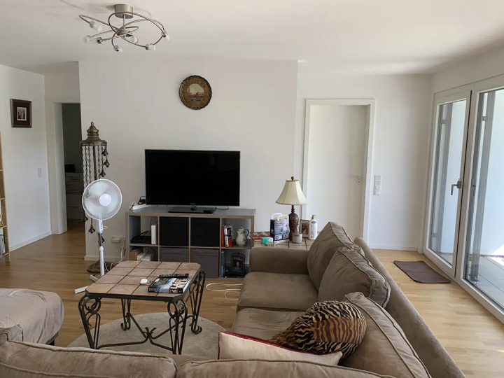 Probstsee Lakeside Luxury: 3,5-Zi., EBK, Ankleide, TG | 7 min Patch Barracks – 70567 Stuttgart(Möhringen) – Vorschaubild 9