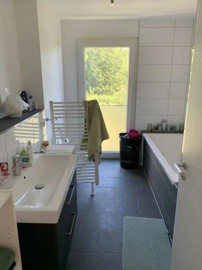 Probstsee Lakeside Luxury: 3,5-Zi., EBK, Ankleide, TG | 7 min Patch Barracks – 70567 Stuttgart(Möhringen) – Vorschaubild 16