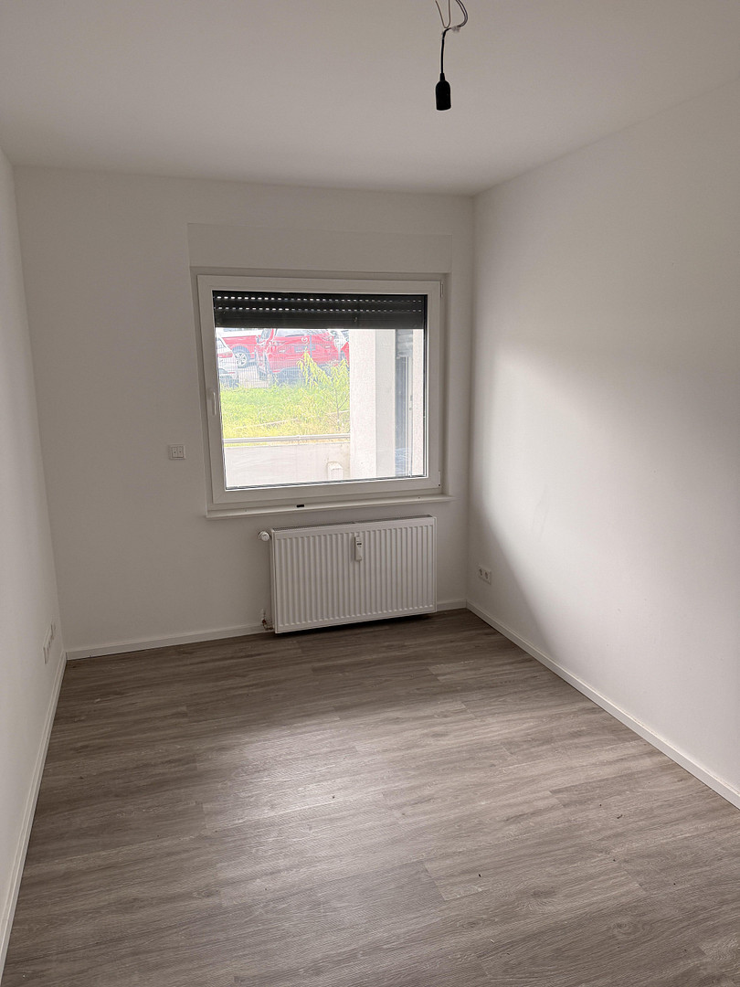 EG-Wohnung mit Balkon und Einbauküche in Lennep — Stellplatz/Garage auf Wunsch zumietbar – 42897 Remscheid(Lennep) – Vorschaubild 3