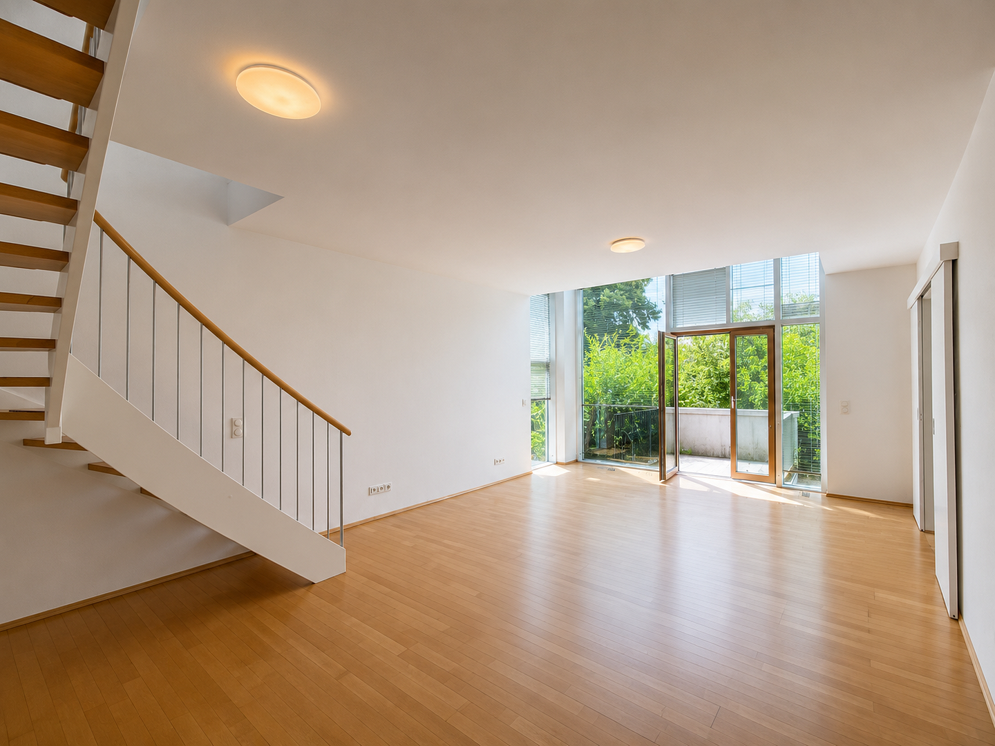 Helle 3-Zimmer-Maisonettewohnung mit Galerie und Balkon – 65191 Wiesbaden – Vorschaubild 2