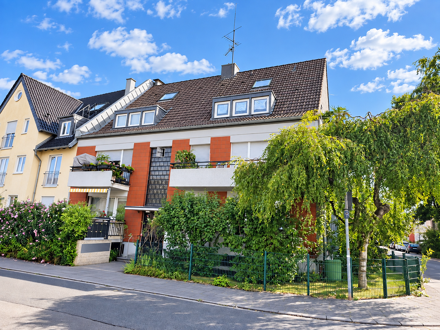 Hallo Holweide- Bezugsfrei, OHNE Makler, in ruhigem 7 Fam.Haus – 51067 Köln(Holweide) – Vorschaubild 3