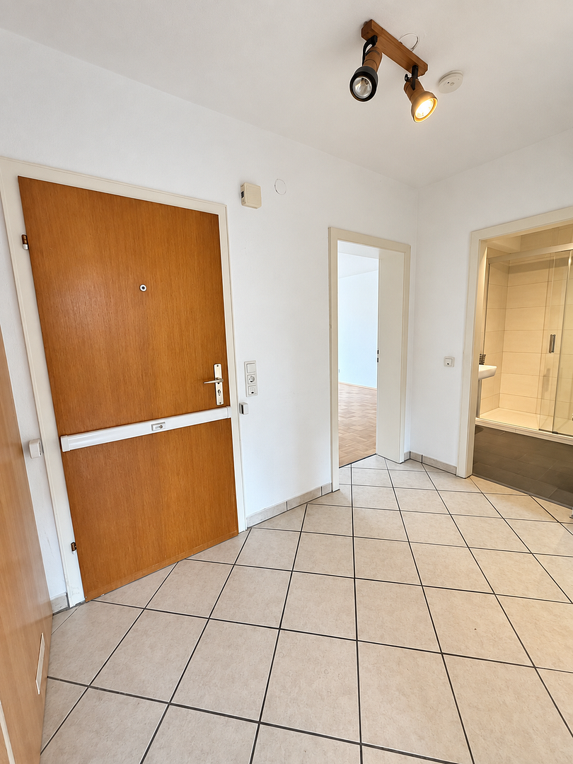 Hallo Holweide- Bezugsfrei, OHNE Makler, in ruhigem 7 Fam.Haus – 51067 Köln(Holweide) – Vorschaubild 4