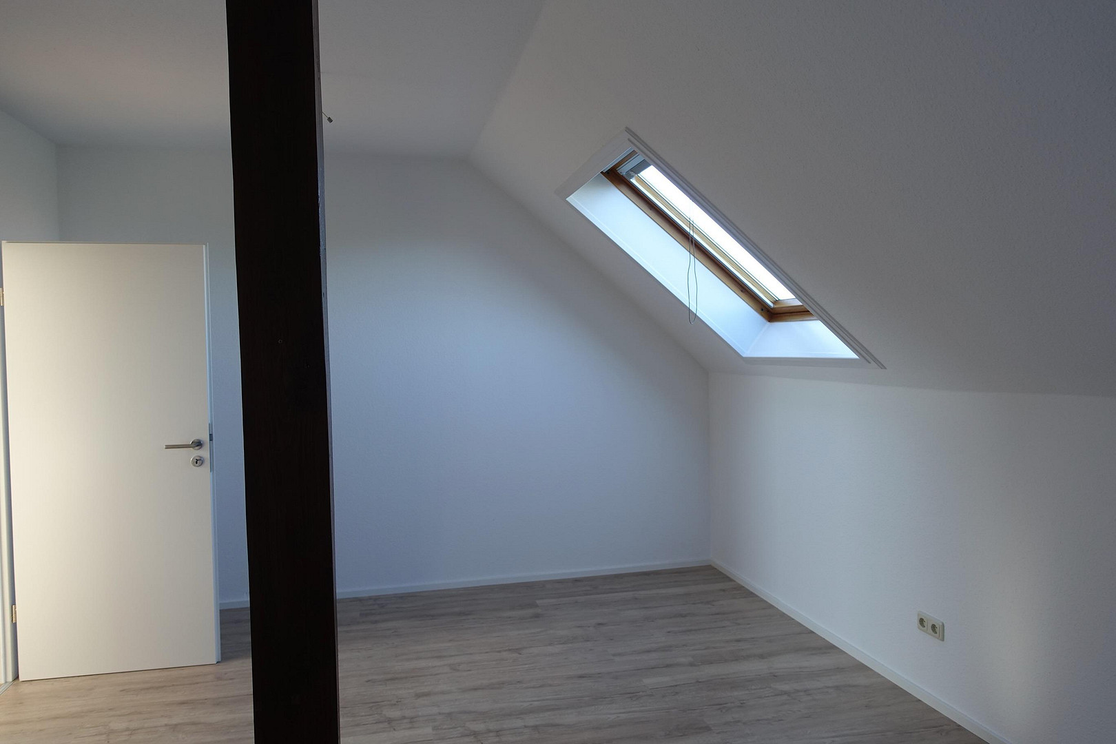 Lichtdurchflutete Haushälfte mit Garten – 7751 JENA(Cospeda) – Vorschaubild 15